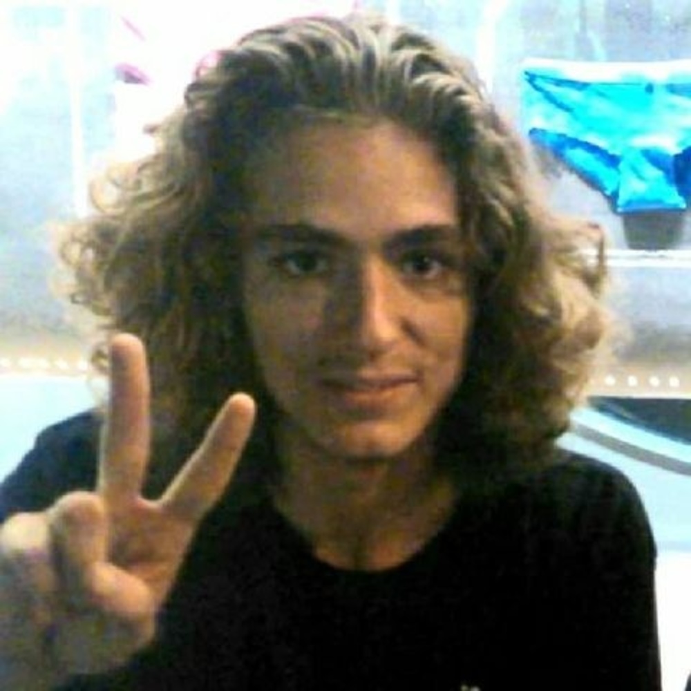 Meet your Posher, Nicholas